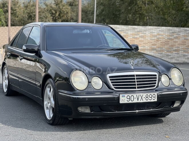 Mercedes E 320 2000, 250,000 km - 3.2 л - Zaqatala