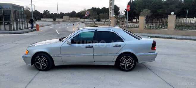 Mercedes C 230 2000, 186,000 km - 2.3 l - Sumqayıt