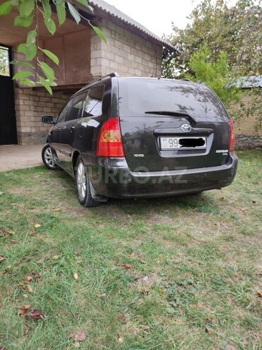 Toyota Corolla 2006, 212,000 km - 1.4 л - Bakı