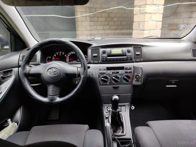 Toyota Corolla 2006, 212,000 km - 1.4 л - Bakı