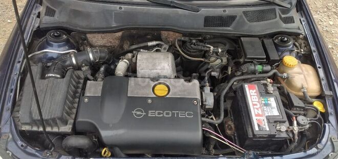 Opel Astra 1999, 300,000 km - 2.0 l - Bakı