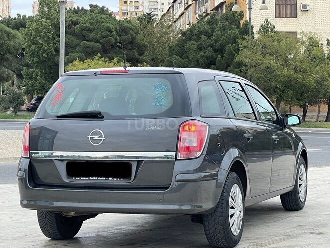 Opel Astra 2010, 194,000 km - 1.4 l - Bakı