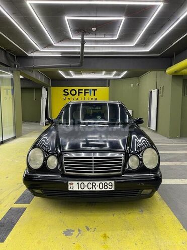 Mercedes E 240 1997, 425,000 km - 2.4 l - Bakı