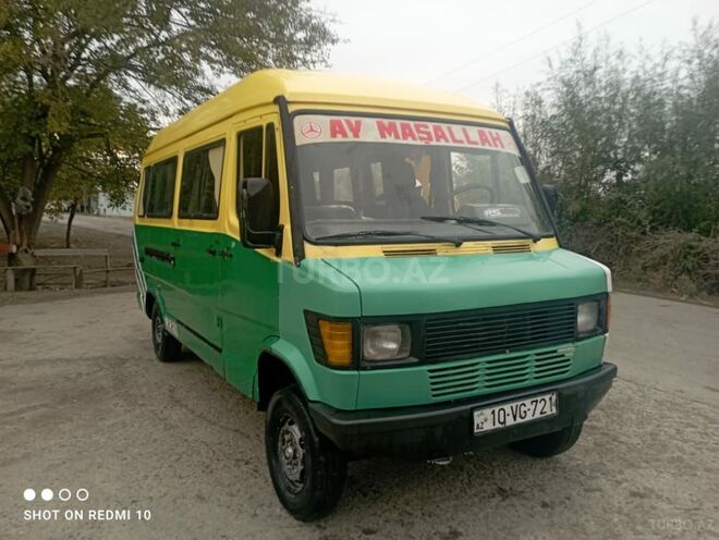 Mercedes 208 D 1994, 558,300 km - 2.2 l - Ağdaş