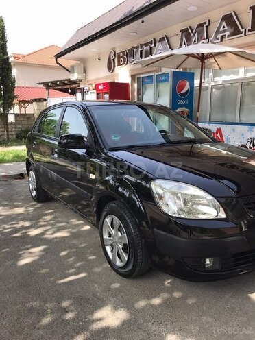 Kia Rio 2005, 160,000 km - 1.4 l - Şəki