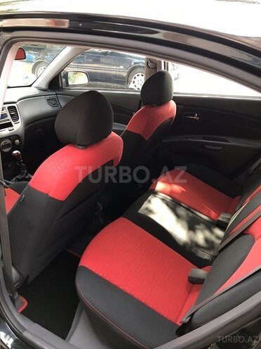 Kia Rio 2005, 160,000 km - 1.4 l - Şəki