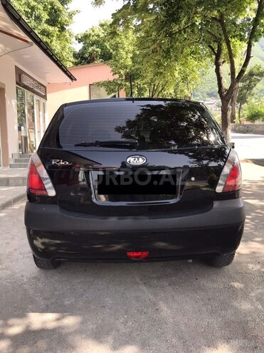 Kia Rio 2005, 160,000 km - 1.4 l - Şəki