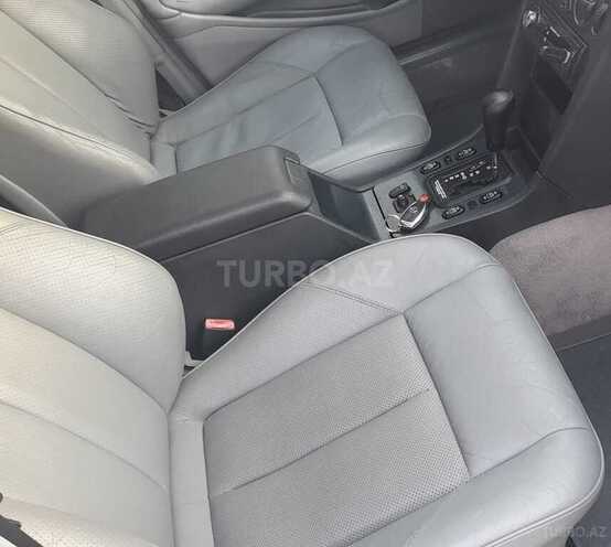 Mercedes C 230 1999, 242,000 km - 2.3 л - Qax