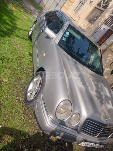 Mercedes E 230 1996, 430,000 km - 2.3 л - Bərdə