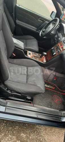 Mercedes E 200 1999, 268,000 km - 2.0 l - Şəmkir