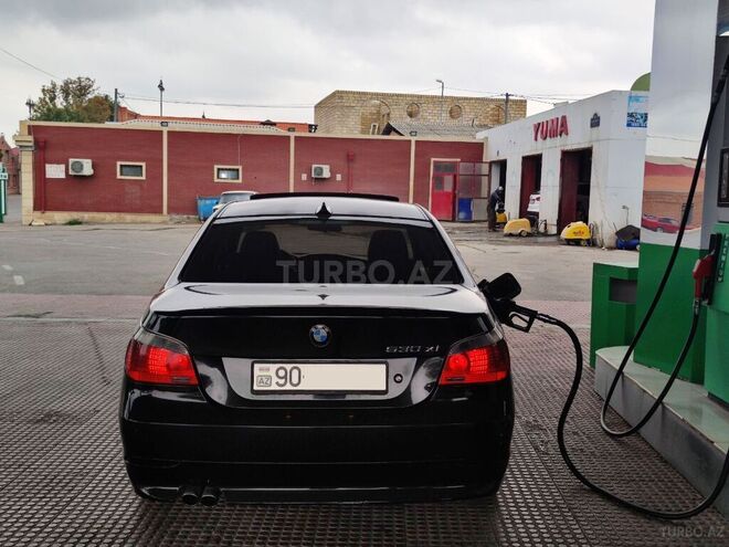 BMW 530 2006, 302,000 km - 3.0 л - Gəncə