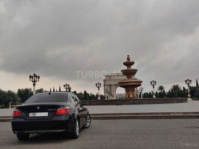 BMW 530 2006, 302,000 km - 3.0 л - Gəncə