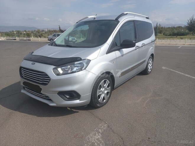 Ford Tourneo Connect 2019, 47,958 km - 1.5 l - Naxçıvan