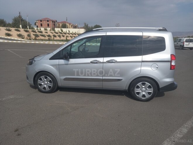 Ford Tourneo Connect 2019, 47,958 km - 1.5 l - Naxçıvan
