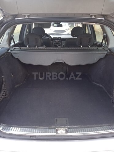 Mercedes C 220 2001, 415,000 km - 2.2 l - Bakı