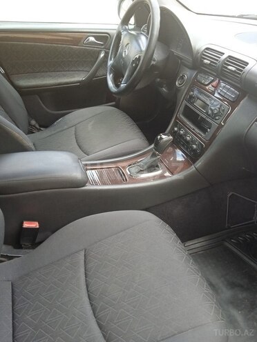 Mercedes C 220 2001, 415,000 km - 2.2 l - Bakı