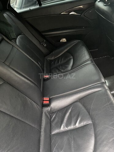 Mercedes E 220 2004, 300,000 km - 2.2 l - Bakı