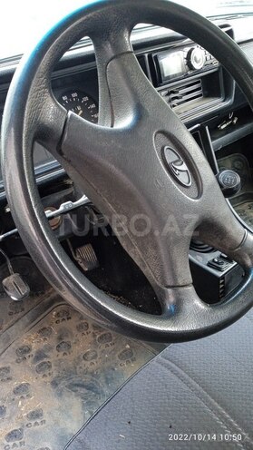 LADA (VAZ) 2107 2005, 24,852 km - 1.6 л - Yevlax