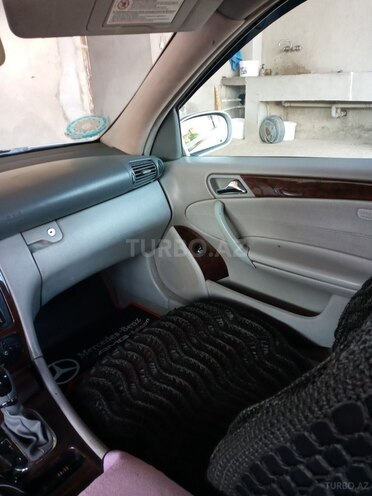 Mercedes C 220 2001, 530,000 km - 2.2 l - Masallı