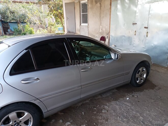 Mercedes C 220 2001, 530,000 km - 2.2 l - Masallı