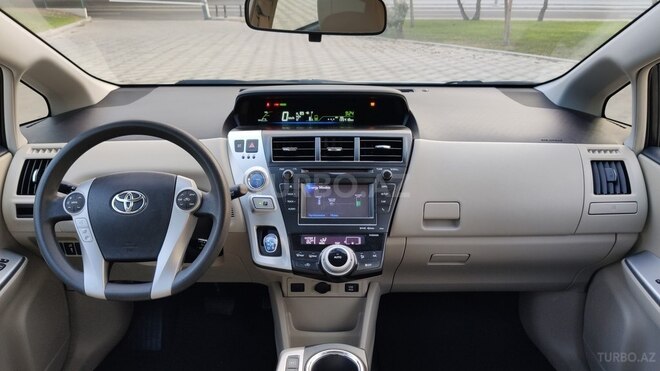 Toyota Prius V 2012, 136,000 km - 1.8 l - Bakı