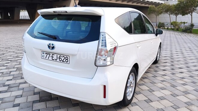 Toyota Prius V 2012, 136,000 km - 1.8 l - Bakı