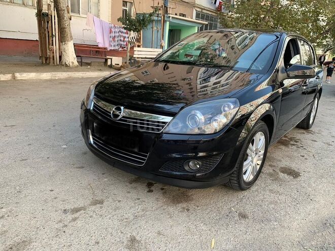 Opel Astra 2009, 179,000 km - 1.4 l - Bakı
