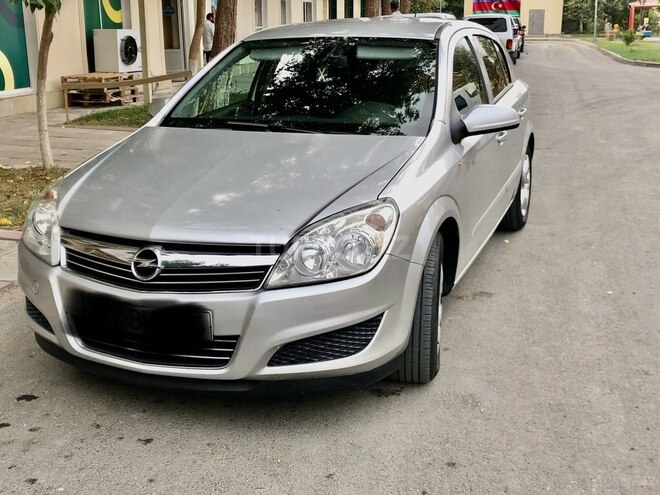 Opel Astra 2007, 160,000 km - 1.4 л - Şirvan
