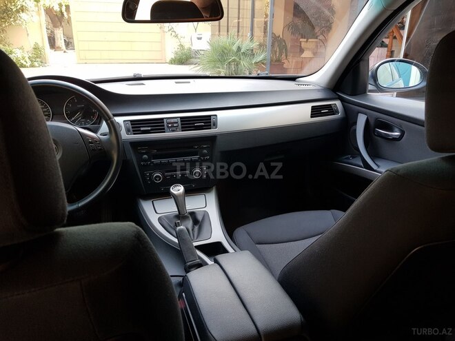 BMW 320 2006, 230,000 km - 2.0 л - Bakı