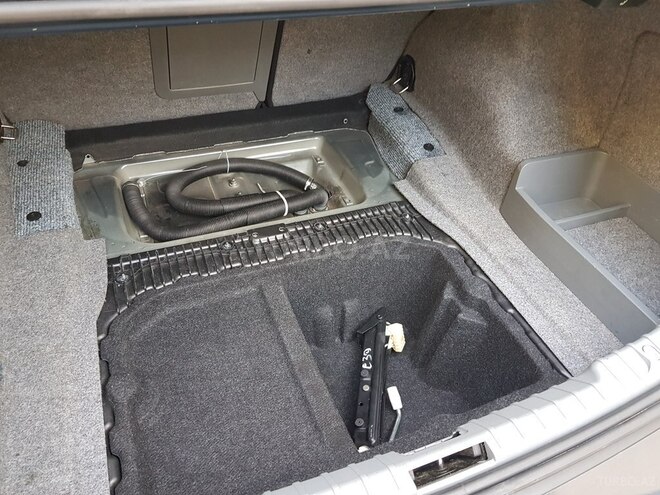 BMW 320 2006, 230,000 km - 2.0 л - Bakı