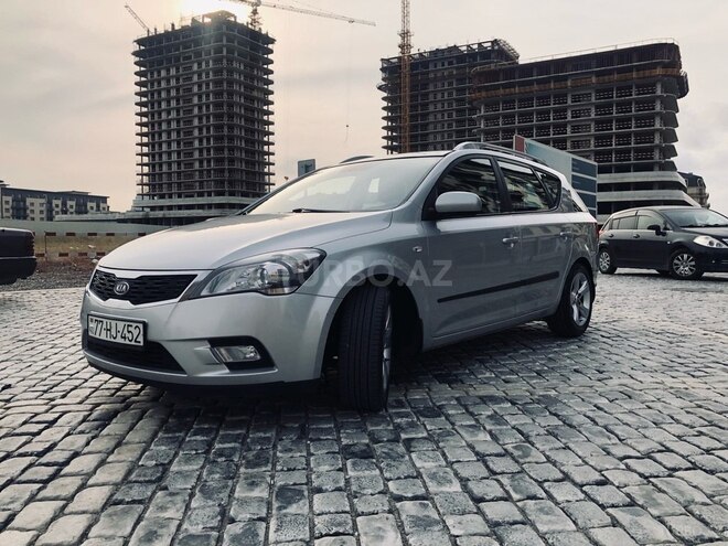 Kia Ceed 2010, 178,500 km - 1.6 l - Bakı