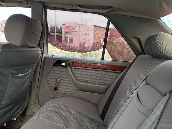 Mercedes 200 1992, 556,470 km - 2.0 l - Bakı