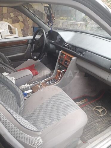 Mercedes 200 1992, 556,470 km - 2.0 l - Bakı