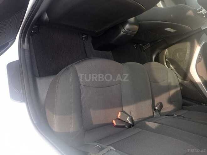 Hyundai Elantra 2015, 71,500 km - 1.8 l - Bakı