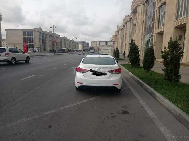 Hyundai Elantra 2015, 71,500 km - 1.8 l - Bakı