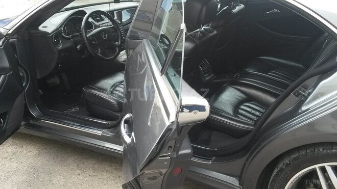 Mercedes CLS 350 2006, 258,000 km - 3.5 л - Bərdə