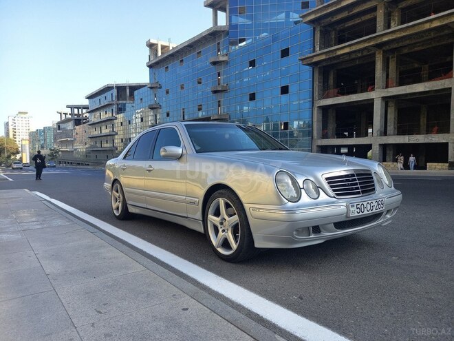 Mercedes E 270 2000, 295,000 km - 2.7 l - Bakı