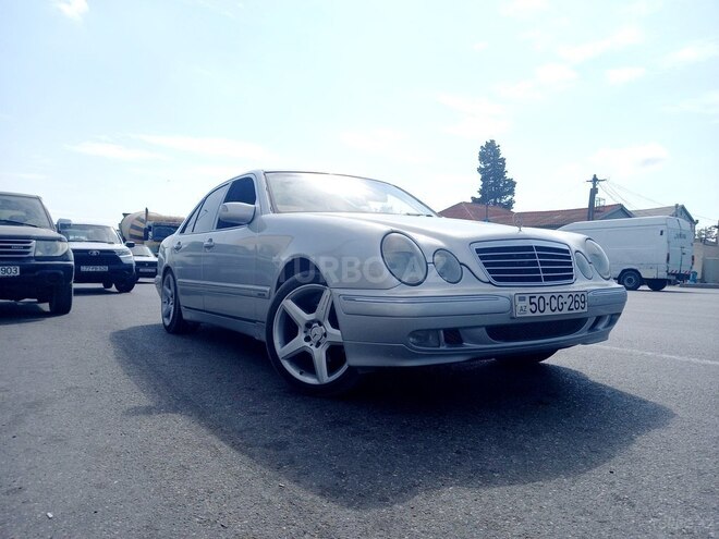 Mercedes E 270 2000, 295,000 km - 2.7 l - Bakı