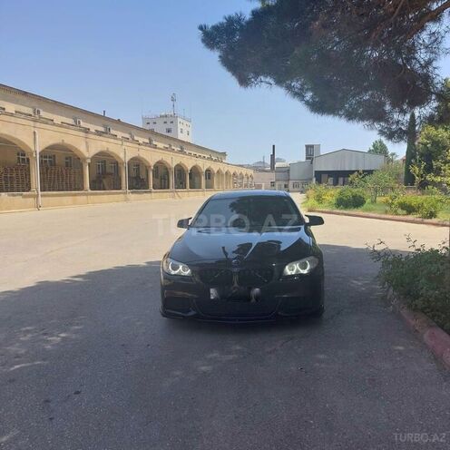 BMW 528 2013, 260,000 km - 2.0 л - Bakı