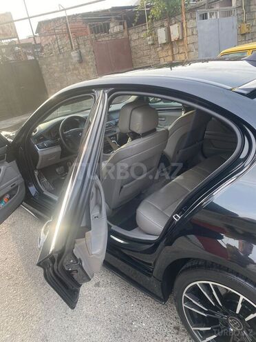 BMW 528 2013, 260,000 km - 2.0 л - Bakı