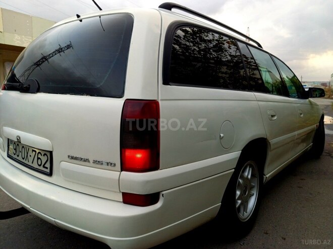 Opel Omega 2000, 442,000 km - 2.5 l - Bakı