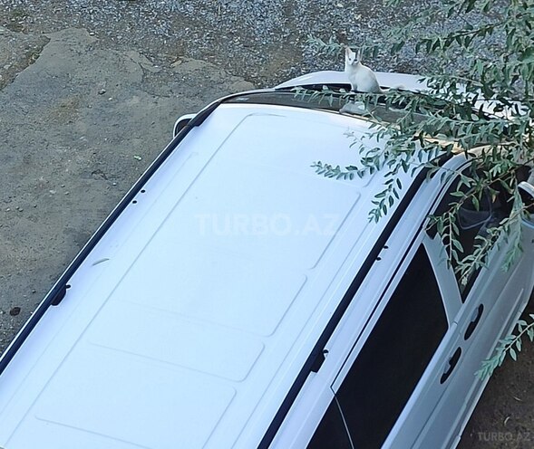 Mercedes Vito 111 2010, 572,134 km - 2.2 л - Bakı