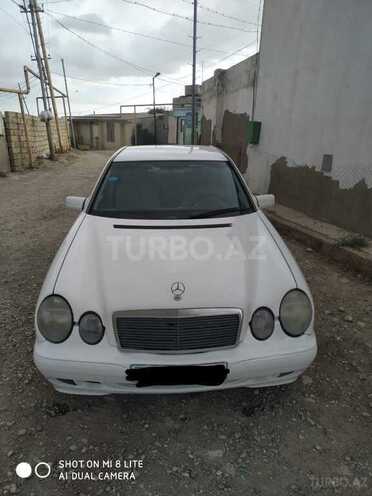 Mercedes E 220 1999, 385,000 km - 2.2 л - Bakı