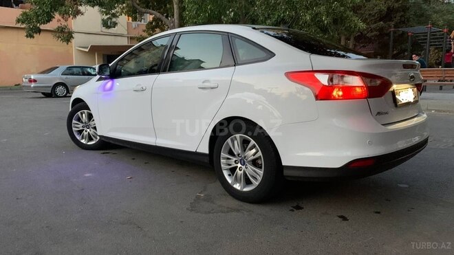 Ford Focus 2014, 200,000 km - 1.6 l - Bakı