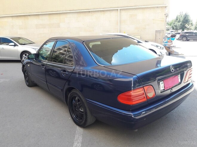 Mercedes E 220 1997, 410,000 km - 2.2 l - Gəncə