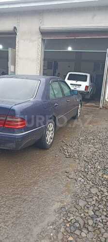 Mercedes E 230 1995, 365,836 km - 2.3 l - Masallı