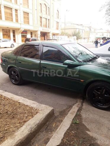 Opel Vectra 1996, 398,000 km - 1.8 l - Bakı
