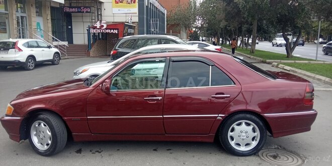 Mercedes C 230 1998, 160,000 km - 2.3 l - Bakı