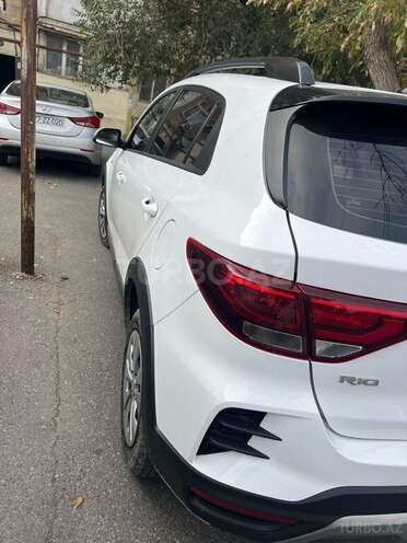 Kia Rio X-Line 2021, 22,000 km - 1.4 л - Bakı