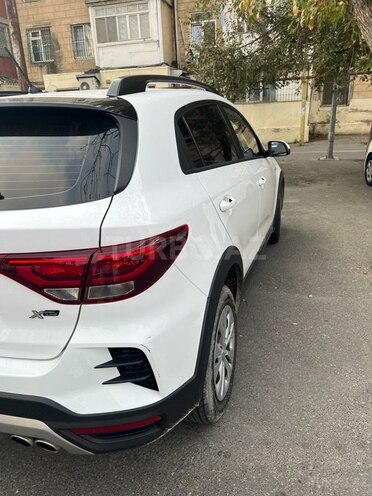 Kia Rio X-Line 2021, 22,000 km - 1.4 л - Bakı